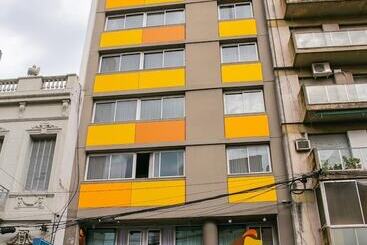 アパートホテル Roberta Rosa De Fontana Suites