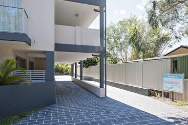 Shoal Bay Beachclub Apartments