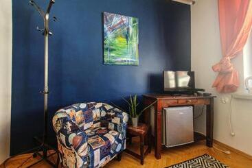 هاستل Mazurska 8a