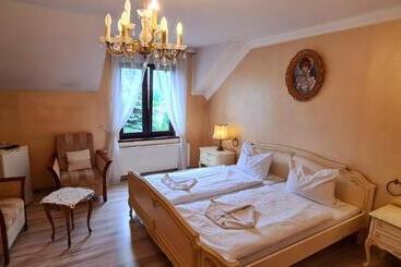 هاستل Zajazd Motel Staropolski