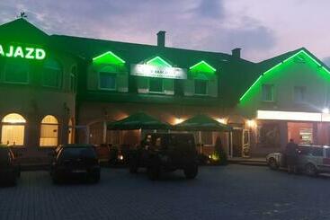 ユースホステル Zajazd Pod Akacjami