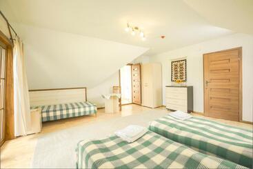 צימר Ośrodek Szkoleniowy Za Lasem