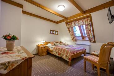 تختخواب و صبحانه Willa Pod Miedzą 200 M Do Term