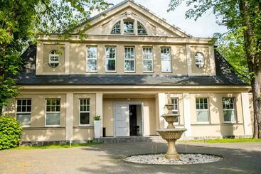 Отель Dworek A&j