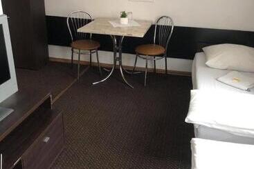 בית מלון כפרי Gryf