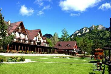 ホテル Nad Przełomem