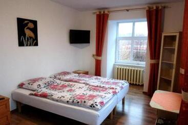 Pokoje Gościnne Strażnica