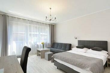 膳宿费 Arka   Pokoje Z Osobnymi Wejściami Na Parterze