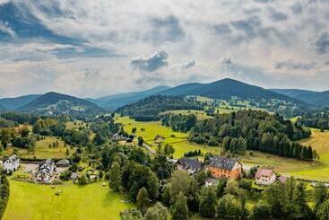 פנסיון Gościniec Morawski   Stara Morawa