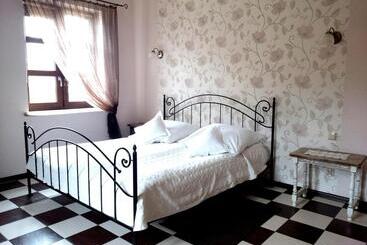 Общежитие Woda Na Młyn Gościniec Dla Przyjaciół 2 Sp Z Oo