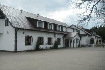 فندق صغير Zajazd Skalny