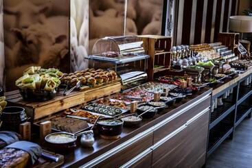 فندق Bacówka Radawa & Spa