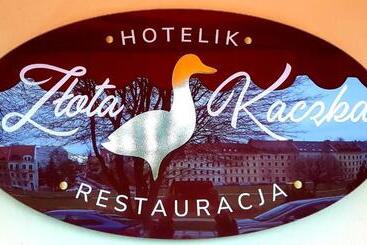 酒店 Ik & Restauracja Złota Kaczka