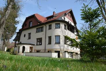 Отель Jasny Dwór