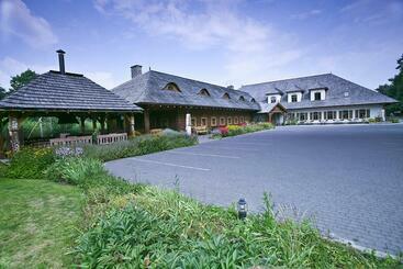 فندق Lipowy Gościniec