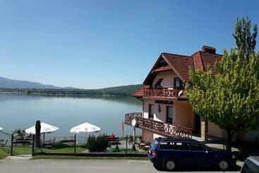 פנסיון O.w. Lazur Nad Jeziorem