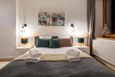 هتل آپارتمان Willa Jarosta & Spa  Free Parking