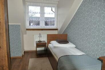 ユースホステル Dworek Biała Dama