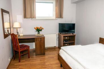 הוסטל Weranda Rooms