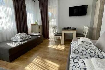 تختخواب و صبحانه Oå›rodek Promenada Faleza