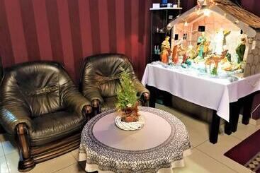 فندق Dwór Maria Antonina