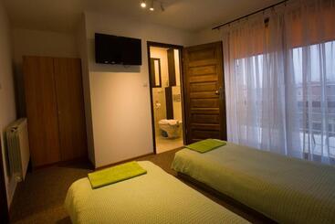 膳宿费 Villa Beata