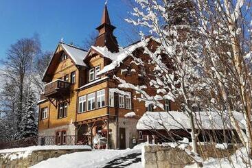 بنسيون Willa Nimfa   Pokoje I Apartamenty W Centrum