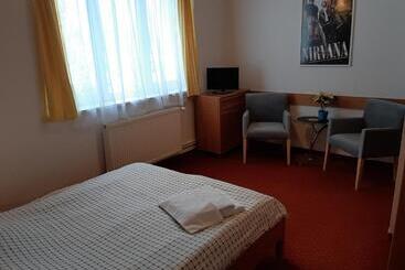 渡假胜地  Willa Jasna