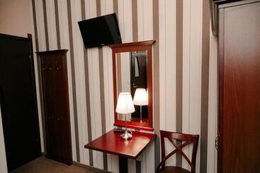 Rynek 6 Retro Pub & Hostel