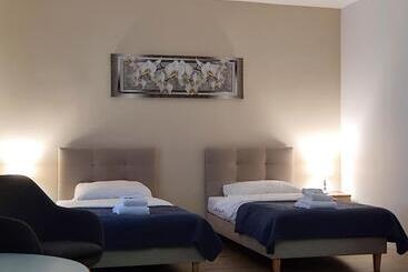 H2u Lux Hostel Dla Ciebie