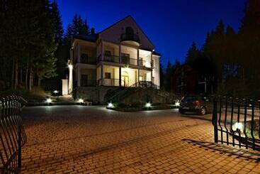 پانسیون Willa Amalia