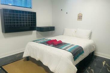 צימר Contemporary Stay Near Horseshoe Fall