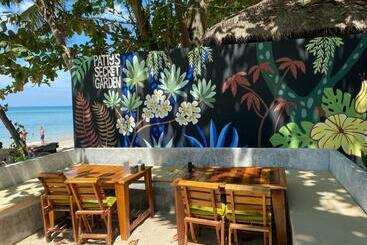 فندق Patty S Secret Garden By The Sea