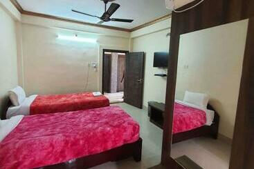 פנסיון Wildlife Guest House