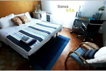 مبيت وإفطار Stanza Oro Bagno Con Doccia Idromassaggio