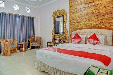 Capital O 92187 Hotel Sekar Sunja