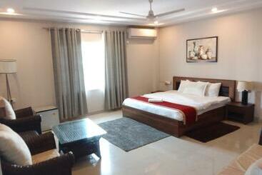 ペンション Boarding Guest House