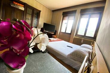 פנסיון Guest Hause