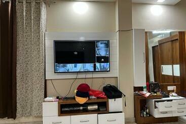 פנסיון Sweet House