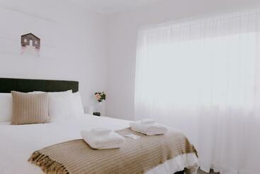 פנסיון Xenya Accommodation