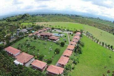 Finca Hotel Cabañas Del Parque