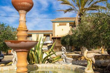 酒店 Hostal Rural Turre