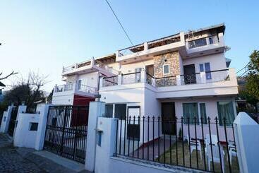 בית מלון כפרי Malang By Baakhei