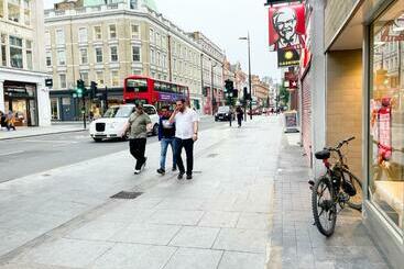 膳宿费 Leicester Square Room