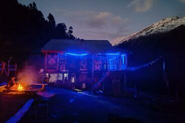 بنسيون Ravers Point