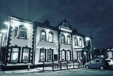 فندق صغير The Waterford Arms