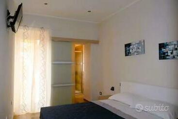 ベッドアンドブレックファースト Le Scalette