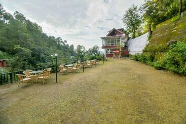 酒店 Zoey Green Resort