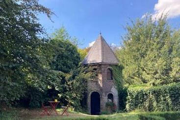 펜션 Le Pigeonnier   Tinyhouse En Plein Centre De Liège