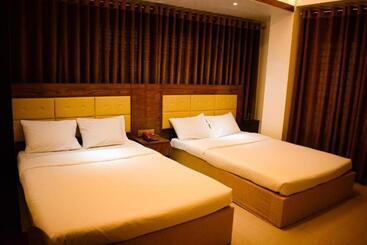 The Alina Hotel & Suites